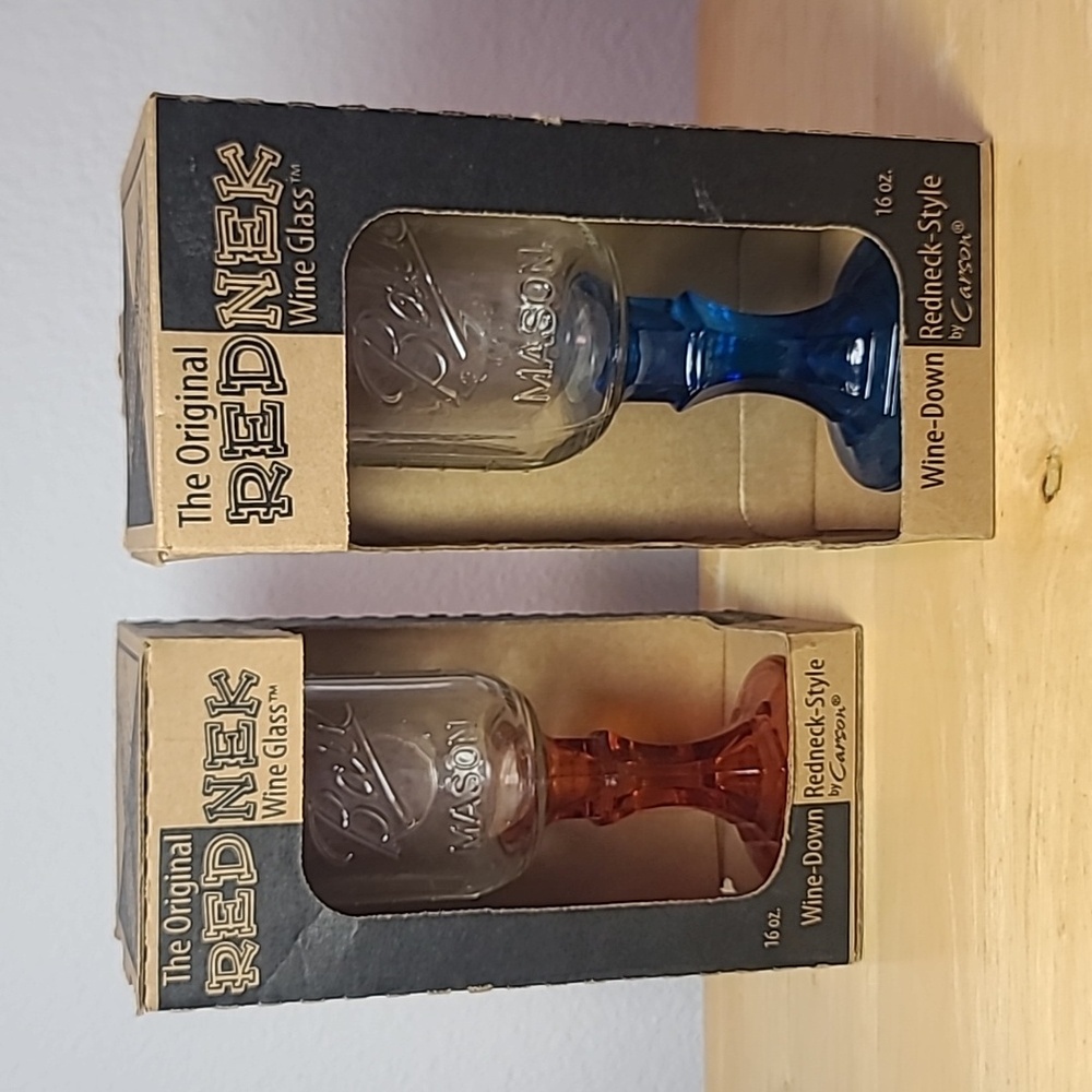 Carson The Original RED NECK wine glass 16oz